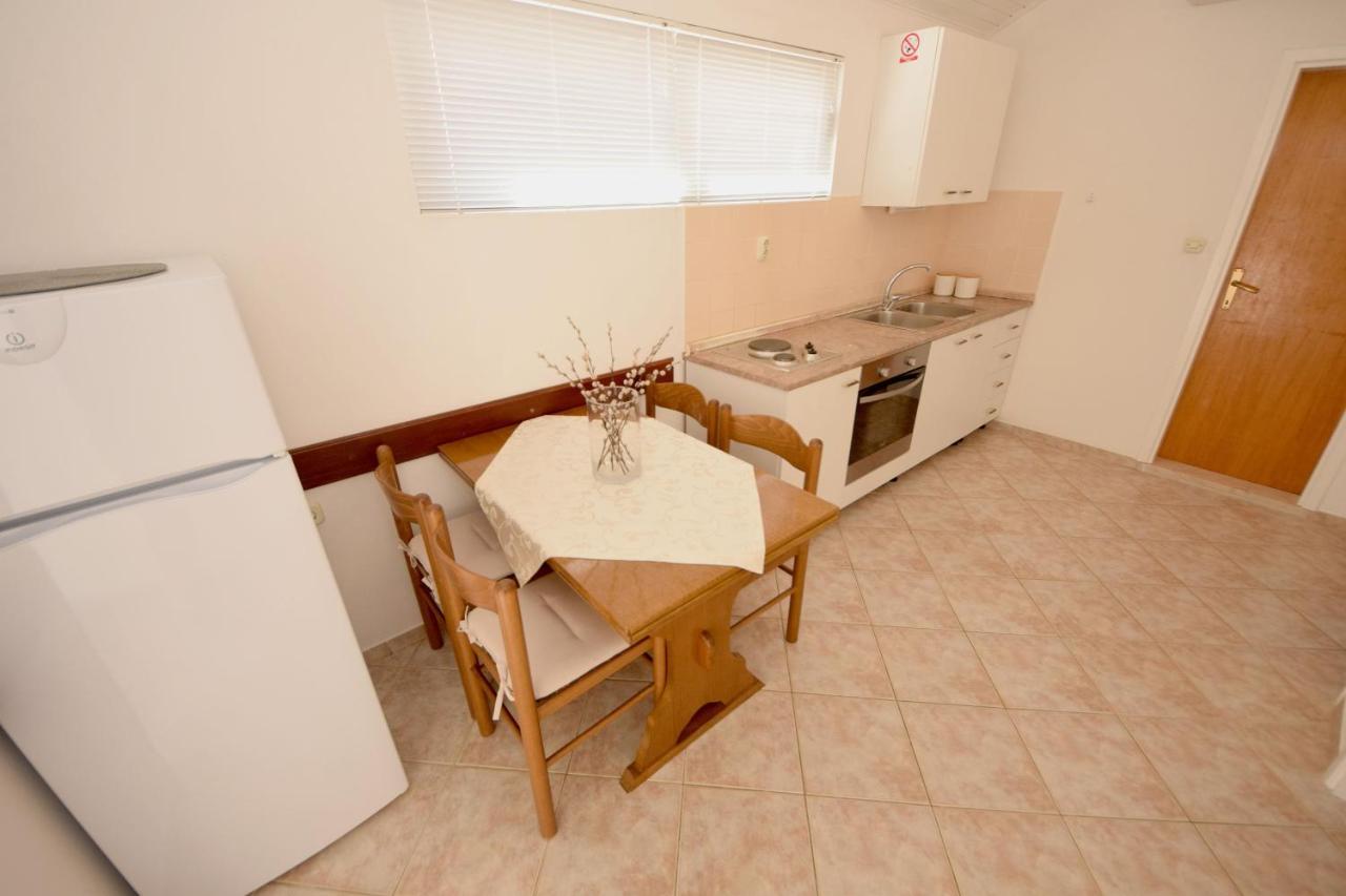 Apartments By The Sea Podobuce, Peljesac - 631 Exterior photo
