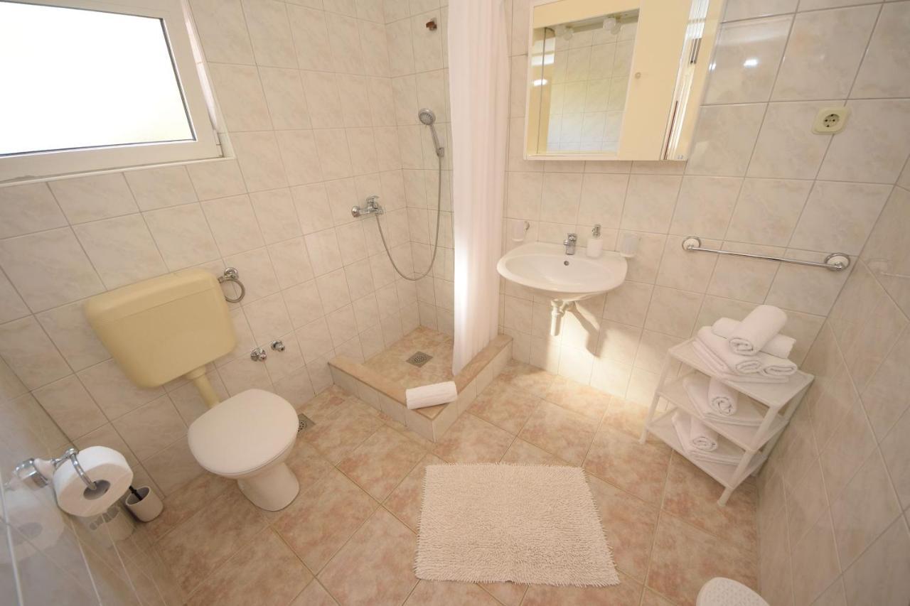 Apartments By The Sea Podobuce, Peljesac - 631 Exterior photo